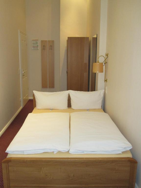 Hotel Pension Fasanenhaus Berlin Exterior photo