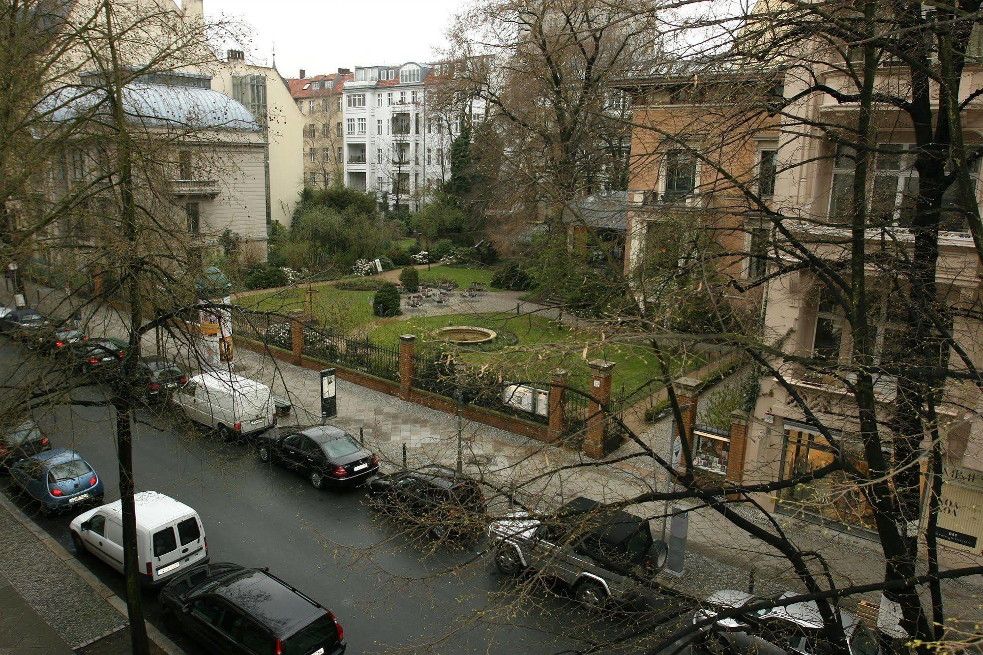 Hotel Pension Fasanenhaus Berlin Exterior photo