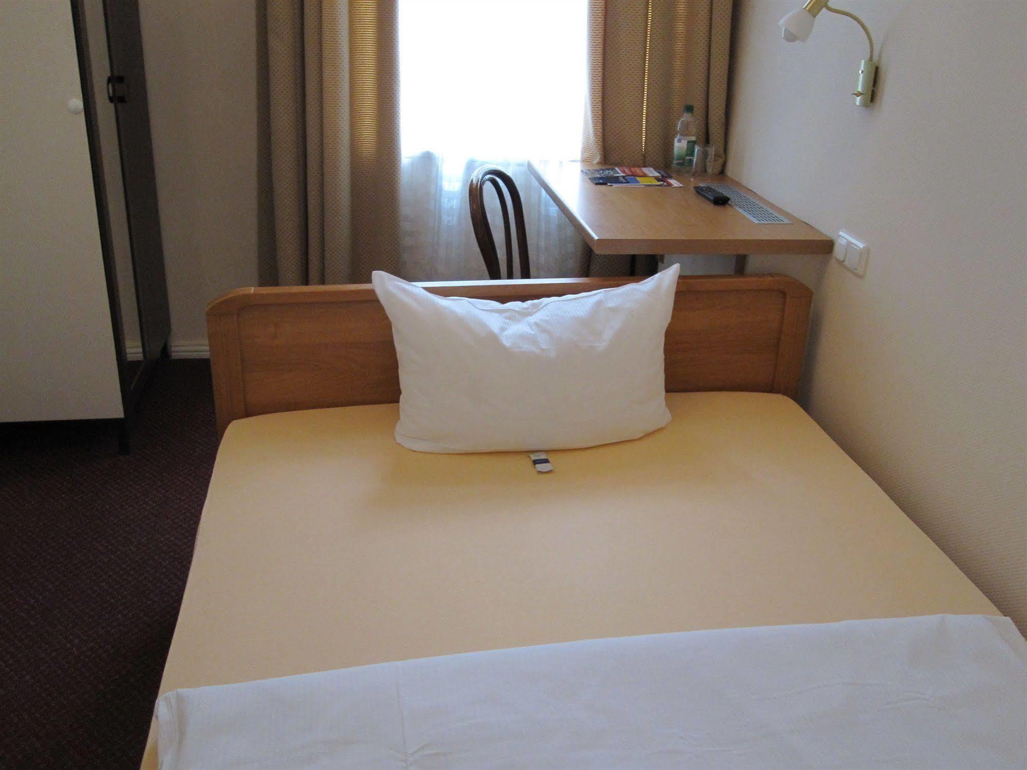 Hotel Pension Fasanenhaus Berlin Exterior photo